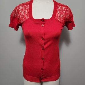 Yoki red lace shoulder short sleeve cardigan size small